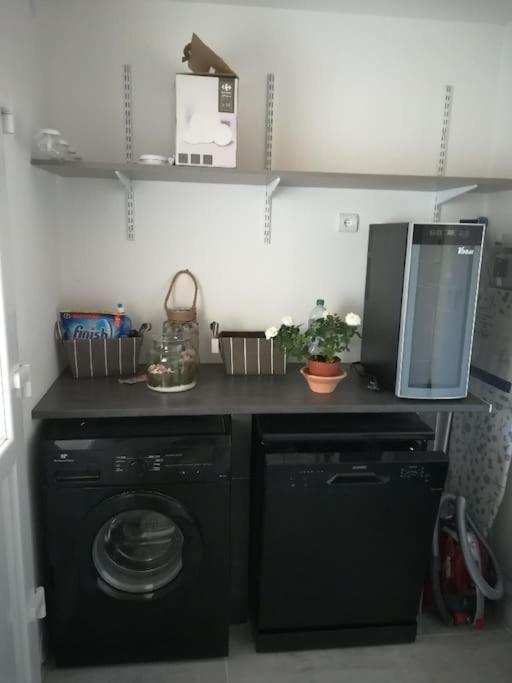 Appartement Spacieux &Tres Calme. Spacious & Very Quiet Apartment. カロ エクステリア 写真