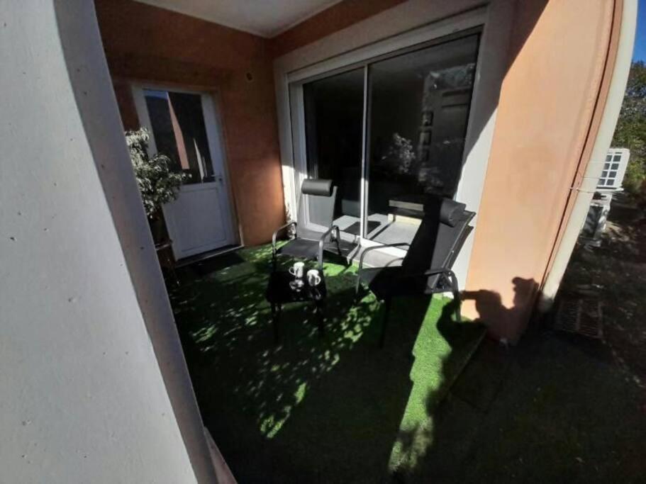 Appartement Spacieux &Tres Calme. Spacious & Very Quiet Apartment. カロ エクステリア 写真