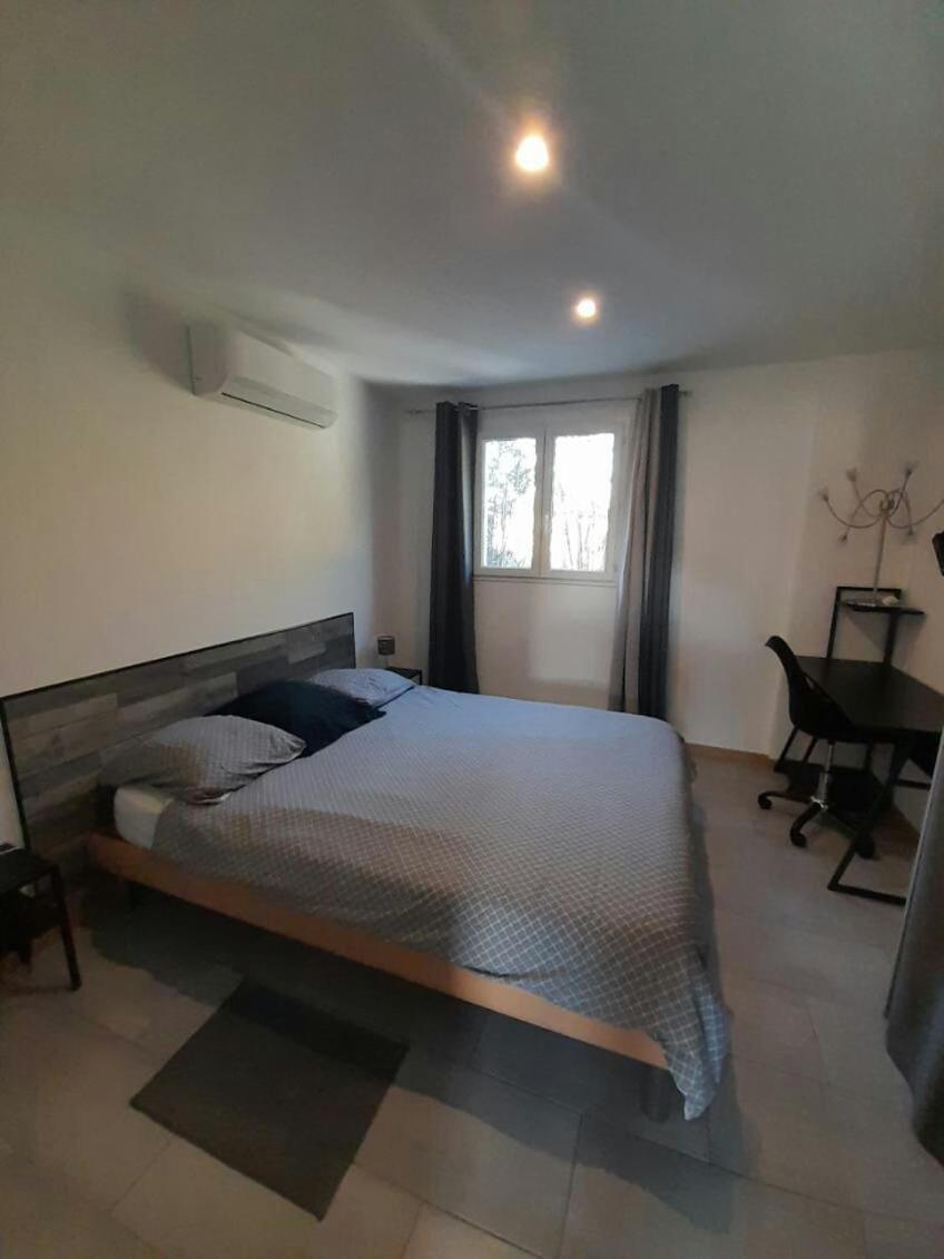 Appartement Spacieux &Tres Calme. Spacious & Very Quiet Apartment. カロ エクステリア 写真